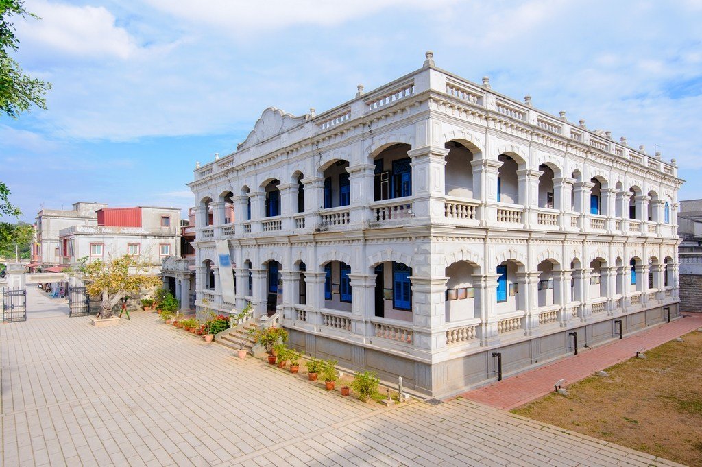 這張圖片的 alt 屬性值為空，它的檔案名稱為 Chen-Jinglan’s-Western-Style-House-2-1.jpg